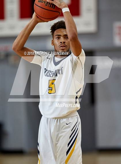 Thumbnail 2 in El Cerrito vs. Rosemont (Cordova Christmas Classic) photogallery.
