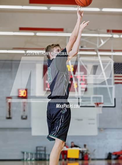 Thumbnail 1 in El Cerrito vs. Rosemont (Cordova Christmas Classic) photogallery.