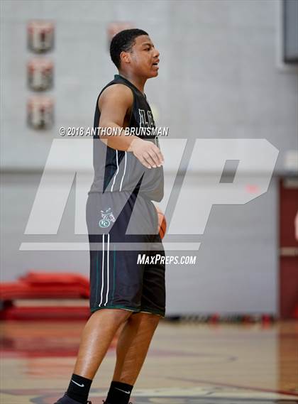 Thumbnail 2 in El Cerrito vs. Rosemont (Cordova Christmas Classic) photogallery.