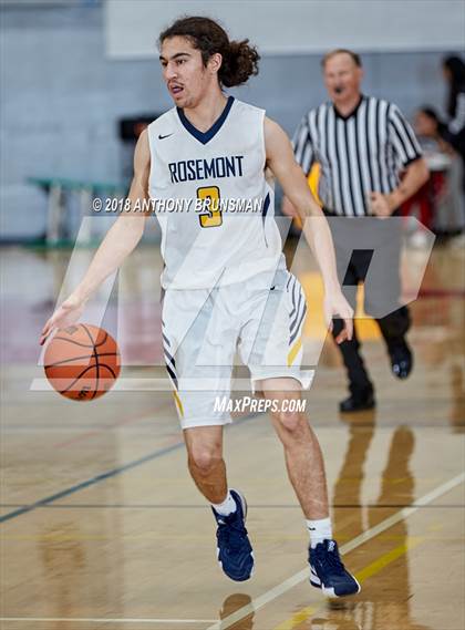 Thumbnail 1 in El Cerrito vs. Rosemont (Cordova Christmas Classic) photogallery.