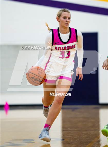 Thumbnail 2 in Chaminade Julienne Catholic @ Bellbrook (Scrimmage) photogallery.