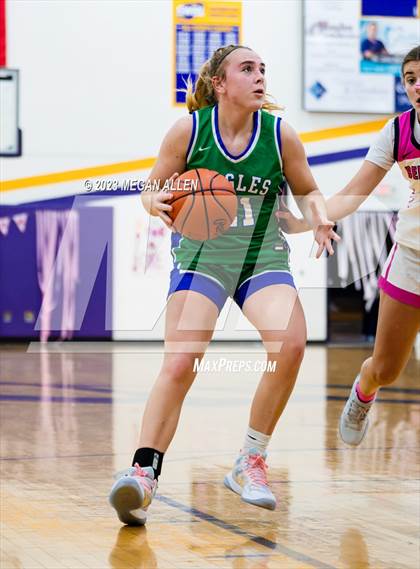 Thumbnail 3 in Chaminade Julienne Catholic @ Bellbrook (Scrimmage) photogallery.