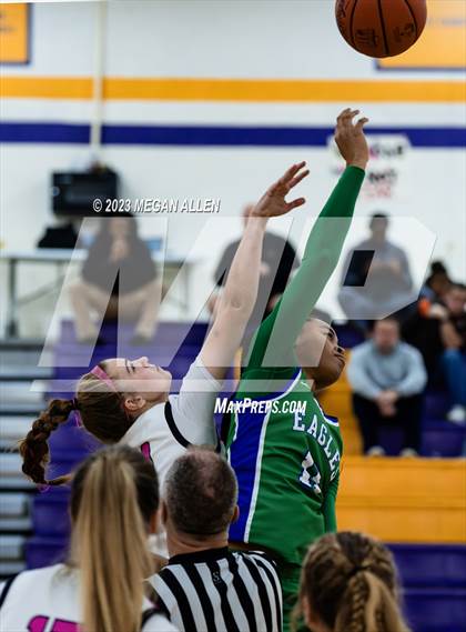 Thumbnail 3 in Chaminade Julienne Catholic @ Bellbrook (Scrimmage) photogallery.