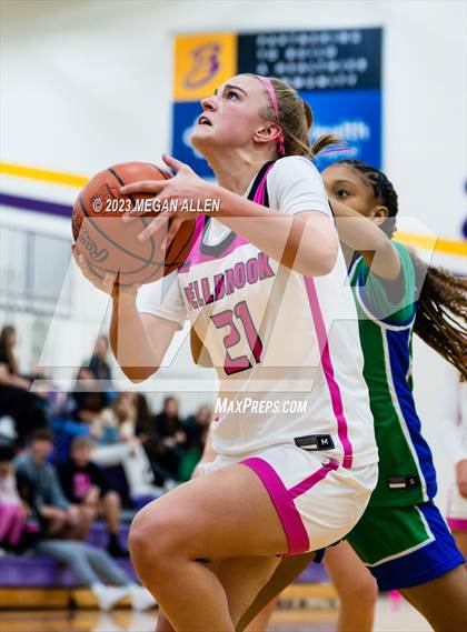 Thumbnail 1 in Chaminade Julienne Catholic @ Bellbrook (Scrimmage) photogallery.
