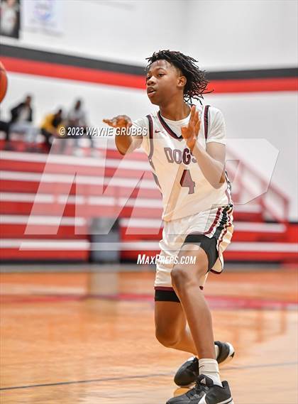 Thumbnail 2 in Jefferson vs. De Kalb (Titus County Throwdown) photogallery.