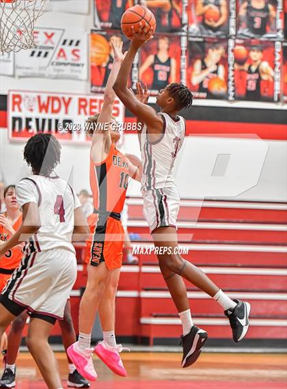 Thumbnail 2 in Jefferson vs. De Kalb (Titus County Throwdown) photogallery.