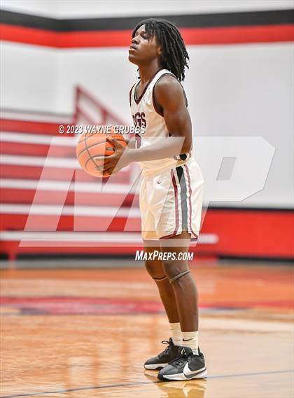 Thumbnail 2 in Jefferson vs. De Kalb (Titus County Throwdown) photogallery.