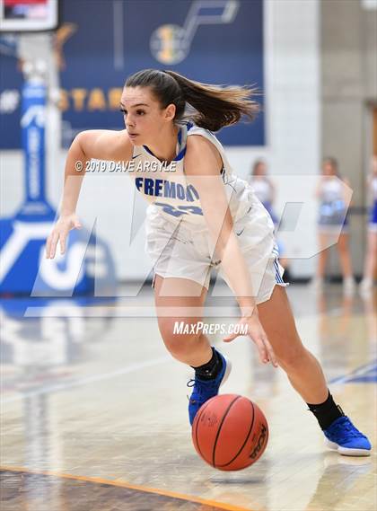 Thumbnail 3 in Fremont vs. American Fork (UHSAA 6A First Round) photogallery.