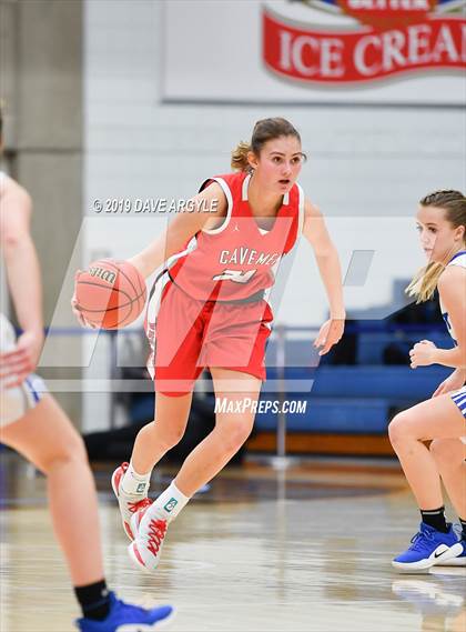 Thumbnail 3 in Fremont vs. American Fork (UHSAA 6A First Round) photogallery.