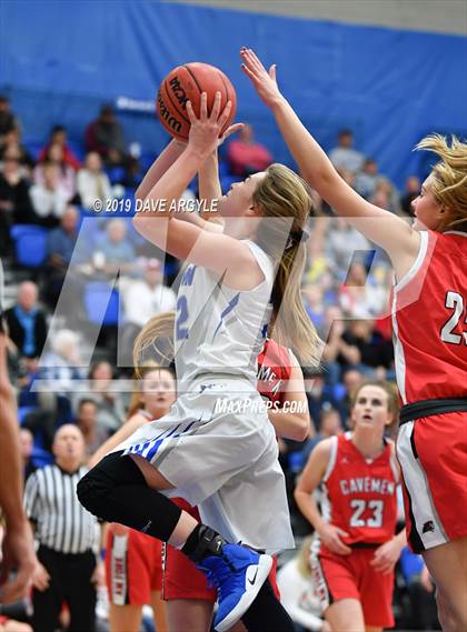 Thumbnail 2 in Fremont vs. American Fork (UHSAA 6A First Round) photogallery.
