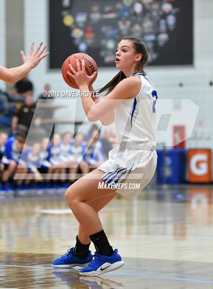 Thumbnail 1 in Fremont vs. American Fork (UHSAA 6A First Round) photogallery.