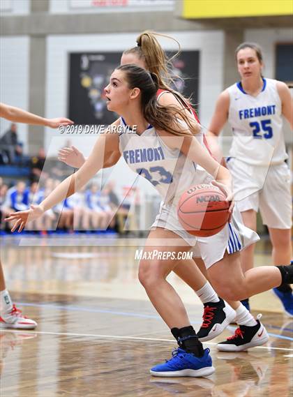 Thumbnail 2 in Fremont vs. American Fork (UHSAA 6A First Round) photogallery.