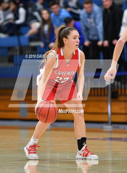 Thumbnail 2 in Fremont vs. American Fork (UHSAA 6A First Round) photogallery.