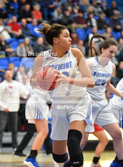 Thumbnail 2 in Fremont vs. American Fork (UHSAA 6A First Round) photogallery.