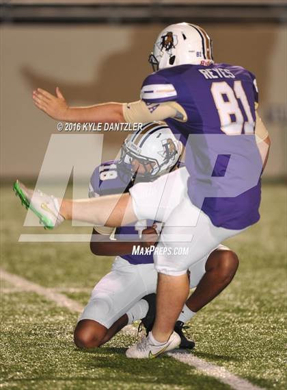 Thumbnail 2 in Denton @ Braswell photogallery.