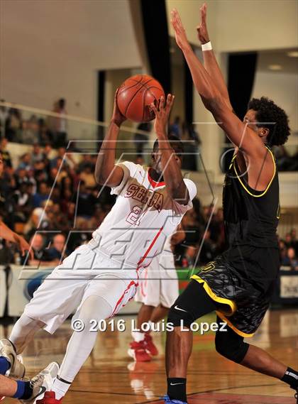 Thumbnail 1 in Serra vs. Notre Dame (CIF SS D4 Final)  photogallery.