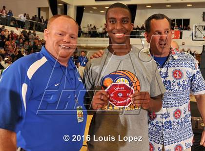 Thumbnail 3 in Serra vs. Notre Dame (CIF SS D4 Final)  photogallery.