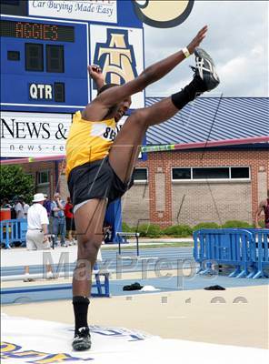 Thumbnail 1 in NCHSAA 2A State Championships (Boys Field Events) photogallery.