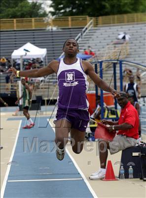 Thumbnail 1 in NCHSAA 2A State Championships (Boys Field Events) photogallery.