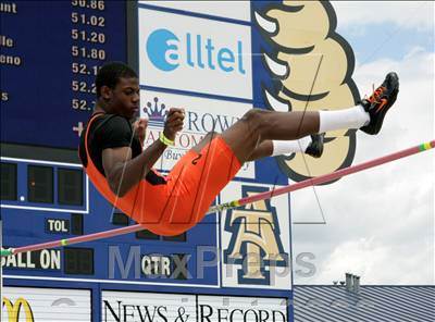 Thumbnail 3 in NCHSAA 2A State Championships (Boys Field Events) photogallery.