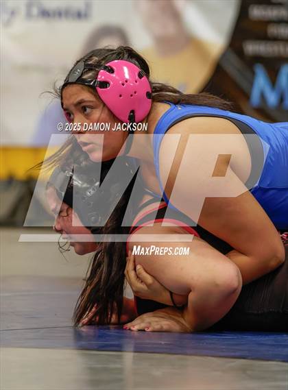 Thumbnail 1 in JV: Lincoln County vs Moapa Valley (Duels @ Moapa Valley) photogallery.