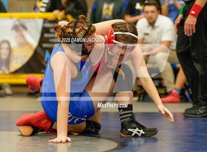 Thumbnail 3 in JV: Lincoln County vs Moapa Valley (Duels @ Moapa Valley) photogallery.