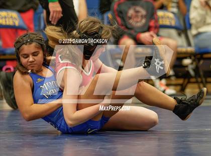 Thumbnail 3 in JV: Lincoln County vs Moapa Valley (Duels @ Moapa Valley) photogallery.