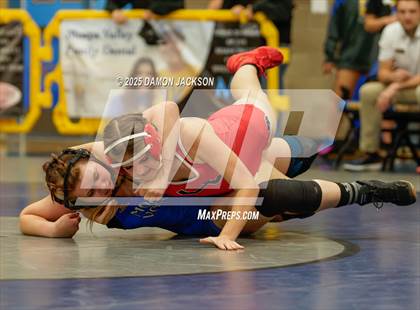 Thumbnail 2 in JV: Lincoln County vs Moapa Valley (Duels @ Moapa Valley) photogallery.