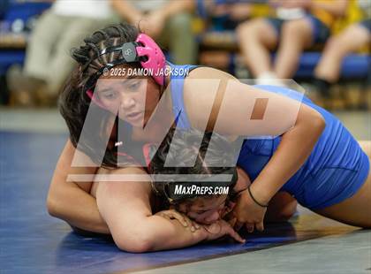 Thumbnail 1 in JV: Lincoln County vs Moapa Valley (Duels @ Moapa Valley) photogallery.