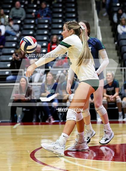 Thumbnail 1 in Liberty Hill vs. Reedy (UIL 5A Semifinal) photogallery.