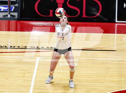 Thumbnail 2 in Liberty Hill vs. Reedy (UIL 5A Semifinal) photogallery.