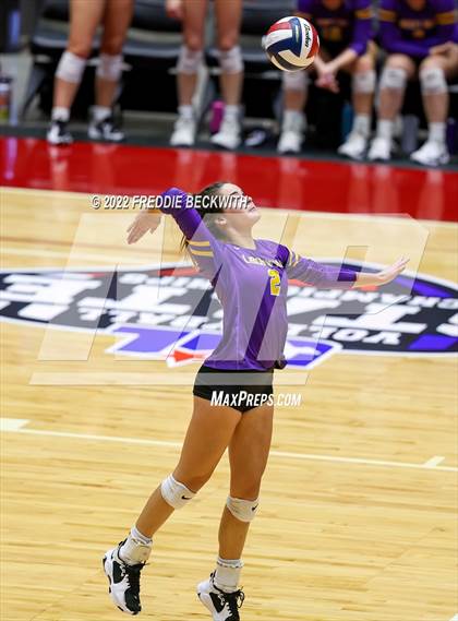Thumbnail 3 in Liberty Hill vs. Reedy (UIL 5A Semifinal) photogallery.