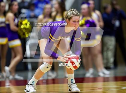 Thumbnail 1 in Liberty Hill vs. Reedy (UIL 5A Semifinal) photogallery.