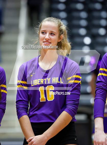 Thumbnail 2 in Liberty Hill vs. Reedy (UIL 5A Semifinal) photogallery.