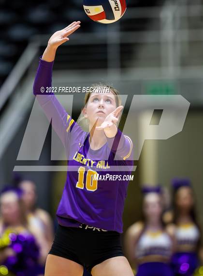 Thumbnail 2 in Liberty Hill vs. Reedy (UIL 5A Semifinal) photogallery.