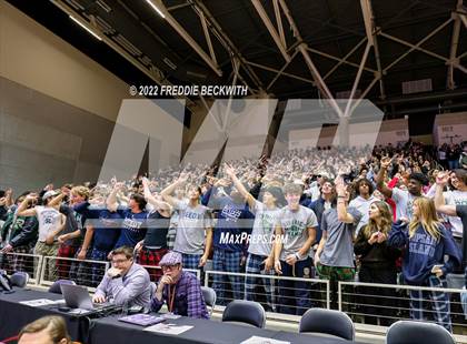 Thumbnail 2 in Liberty Hill vs. Reedy (UIL 5A Semifinal) photogallery.