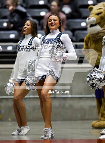 Thumbnail 3 in Liberty Hill vs. Reedy (UIL 5A Semifinal) photogallery.