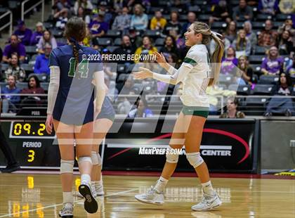 Thumbnail 1 in Liberty Hill vs. Reedy (UIL 5A Semifinal) photogallery.
