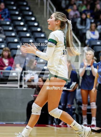 Thumbnail 2 in Liberty Hill vs. Reedy (UIL 5A Semifinal) photogallery.