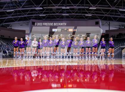Thumbnail 2 in Liberty Hill vs. Reedy (UIL 5A Semifinal) photogallery.