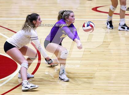 Thumbnail 1 in Liberty Hill vs. Reedy (UIL 5A Semifinal) photogallery.