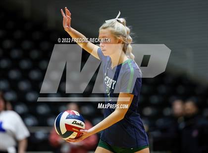 Thumbnail 1 in Liberty Hill vs. Reedy (UIL 5A Semifinal) photogallery.