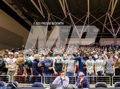 Thumbnail 3 in Liberty Hill vs. Reedy (UIL 5A Semifinal) photogallery.