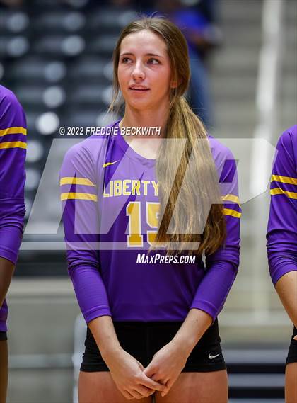 Thumbnail 3 in Liberty Hill vs. Reedy (UIL 5A Semifinal) photogallery.