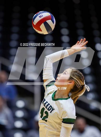 Thumbnail 1 in Liberty Hill vs. Reedy (UIL 5A Semifinal) photogallery.