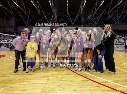 Thumbnail 3 in Liberty Hill vs. Reedy (UIL 5A Semifinal) photogallery.