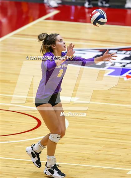 Thumbnail 2 in Liberty Hill vs. Reedy (UIL 5A Semifinal) photogallery.
