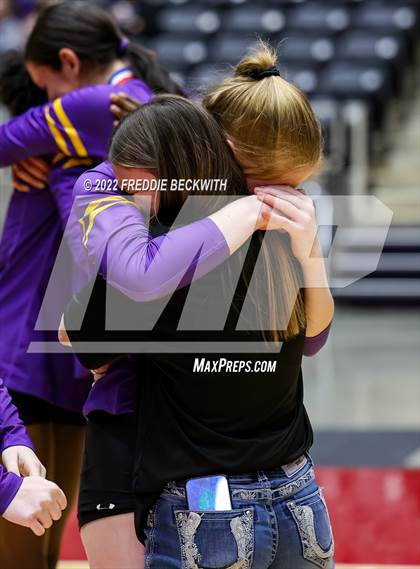 Thumbnail 1 in Liberty Hill vs. Reedy (UIL 5A Semifinal) photogallery.