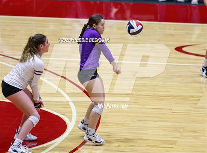 Thumbnail 3 in Liberty Hill vs. Reedy (UIL 5A Semifinal) photogallery.