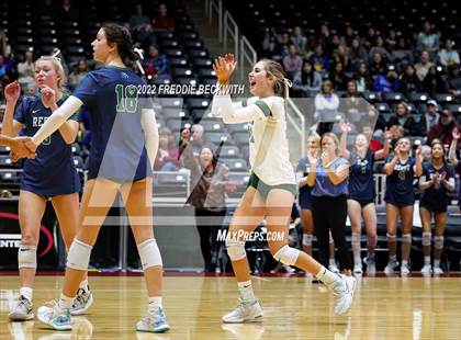 Thumbnail 3 in Liberty Hill vs. Reedy (UIL 5A Semifinal) photogallery.